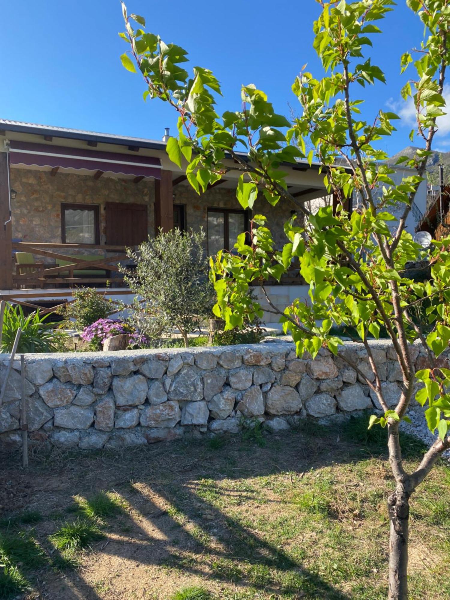 Guest House Mare بار المظهر الخارجي الصورة
